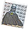Część LEGO® 51008pb02 Minifigurka, Nakrycie Głowy, Kaptur z Spiczastymi Uszami, Powiewający Peleryna z Prosty Logotypem Batmana, Wzór